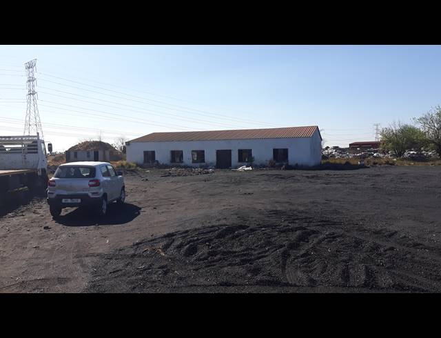 200M² MINI FACTORY FOR SALE IN RIVERSIDE